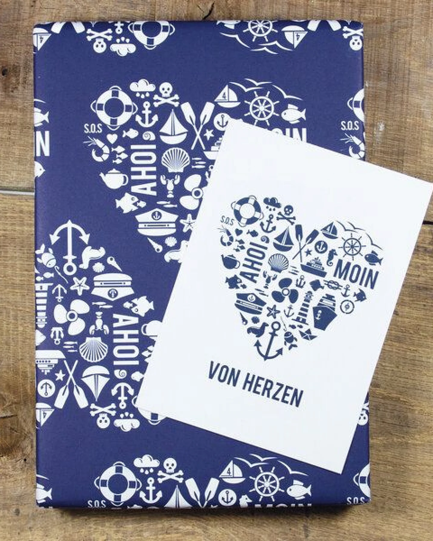 Bow & Hummingbird Postkarte "Von Herzen (maritim)" – Ansicht 2