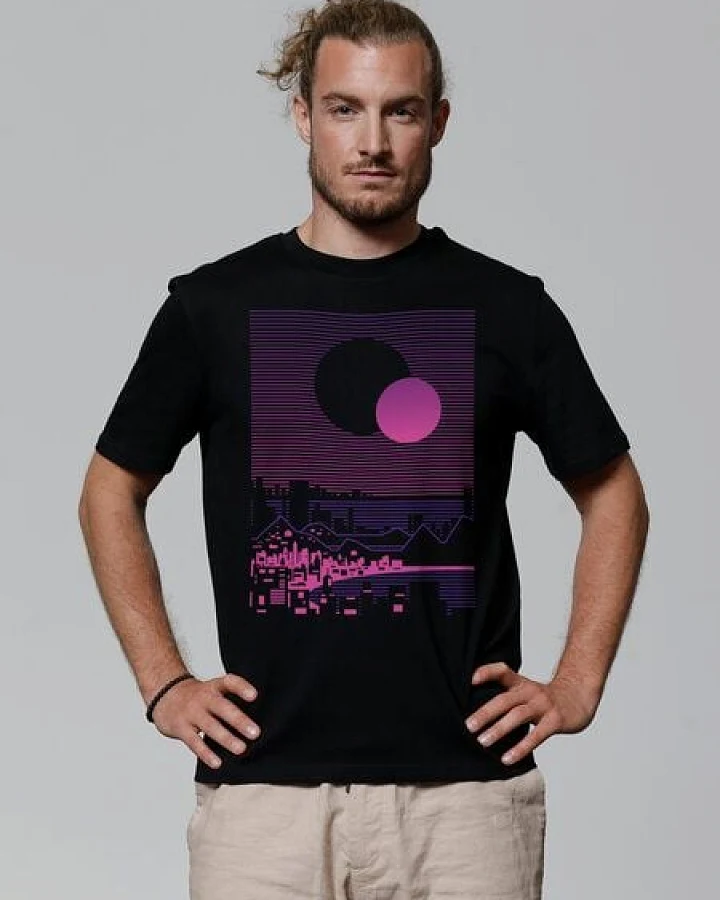 watapparel T-Shirt Unisex Sun and Moon Skyline