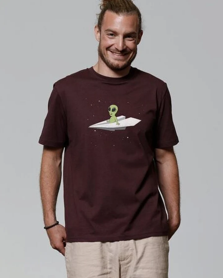 watapparel T-Shirt Unisex Alien on a paper plane