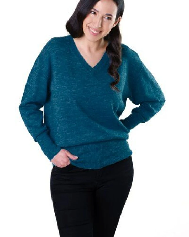 De Colores Pullover mit V-Ausschnitt aus 100% Alpakawolle