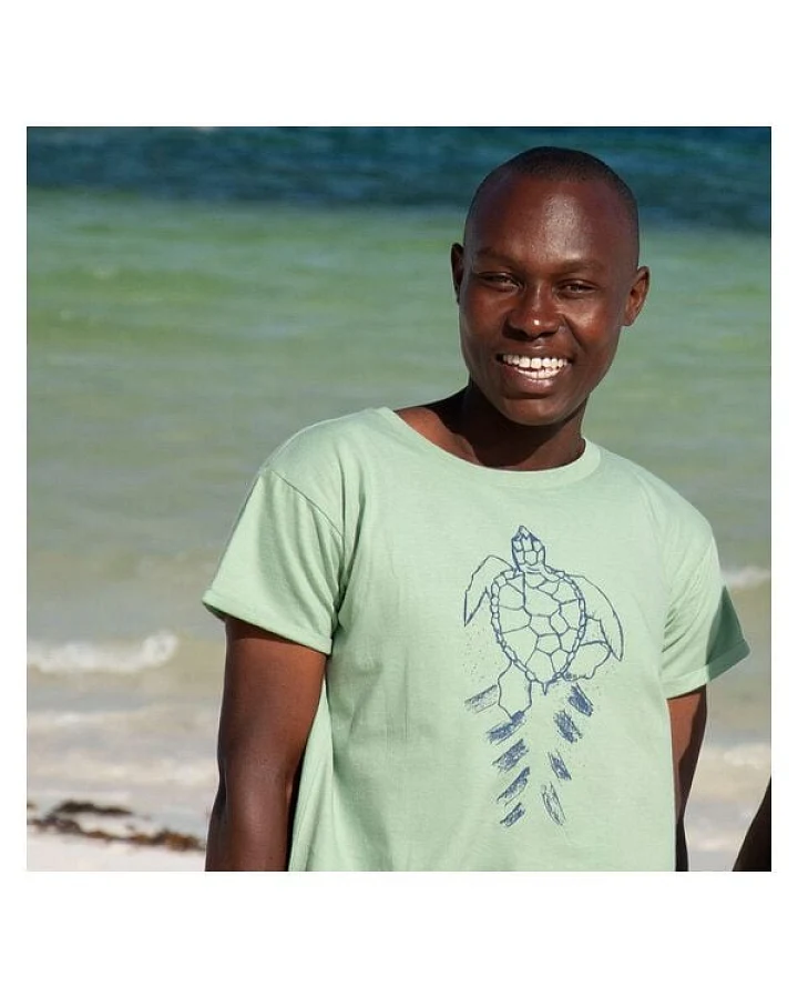 Kipepeo-Clothing Herren Print T-Shirt aus Bio-Baumwolle WATAMU Schildkröte Mintgrün Made in Africa