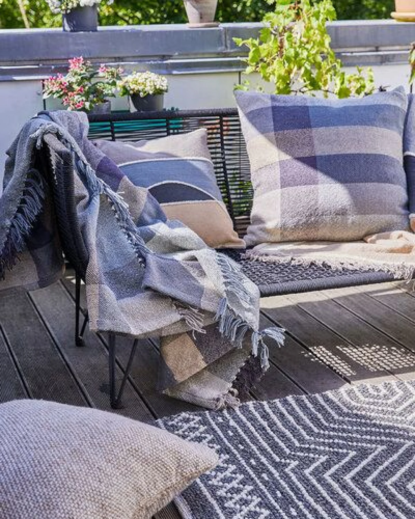 liv interior Recycelter PET Teppich LOOP – Ansicht 2