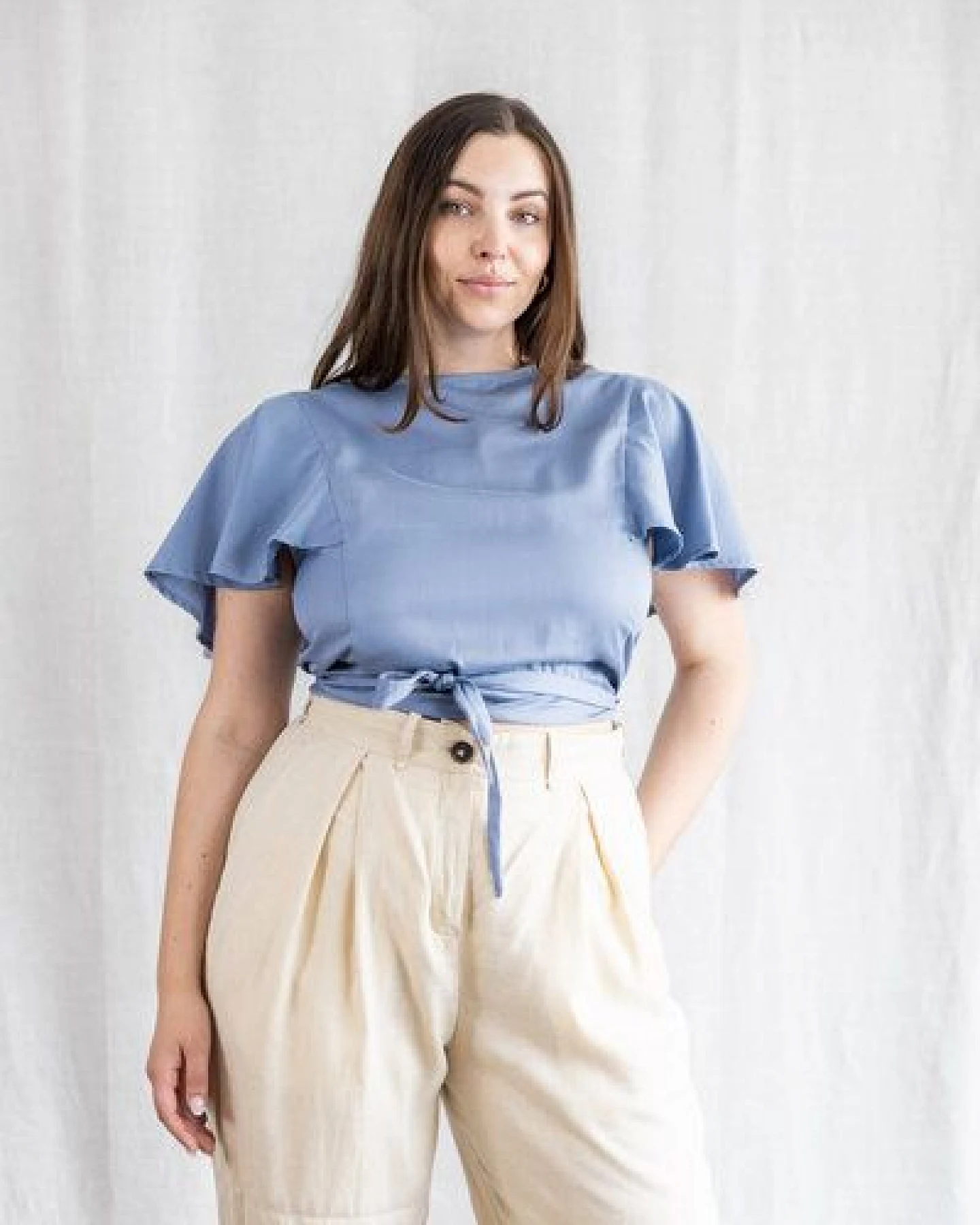 Jyoti - Fair Works Bio-Baumwoll Wickelbluse Neeraj – Ansicht 2