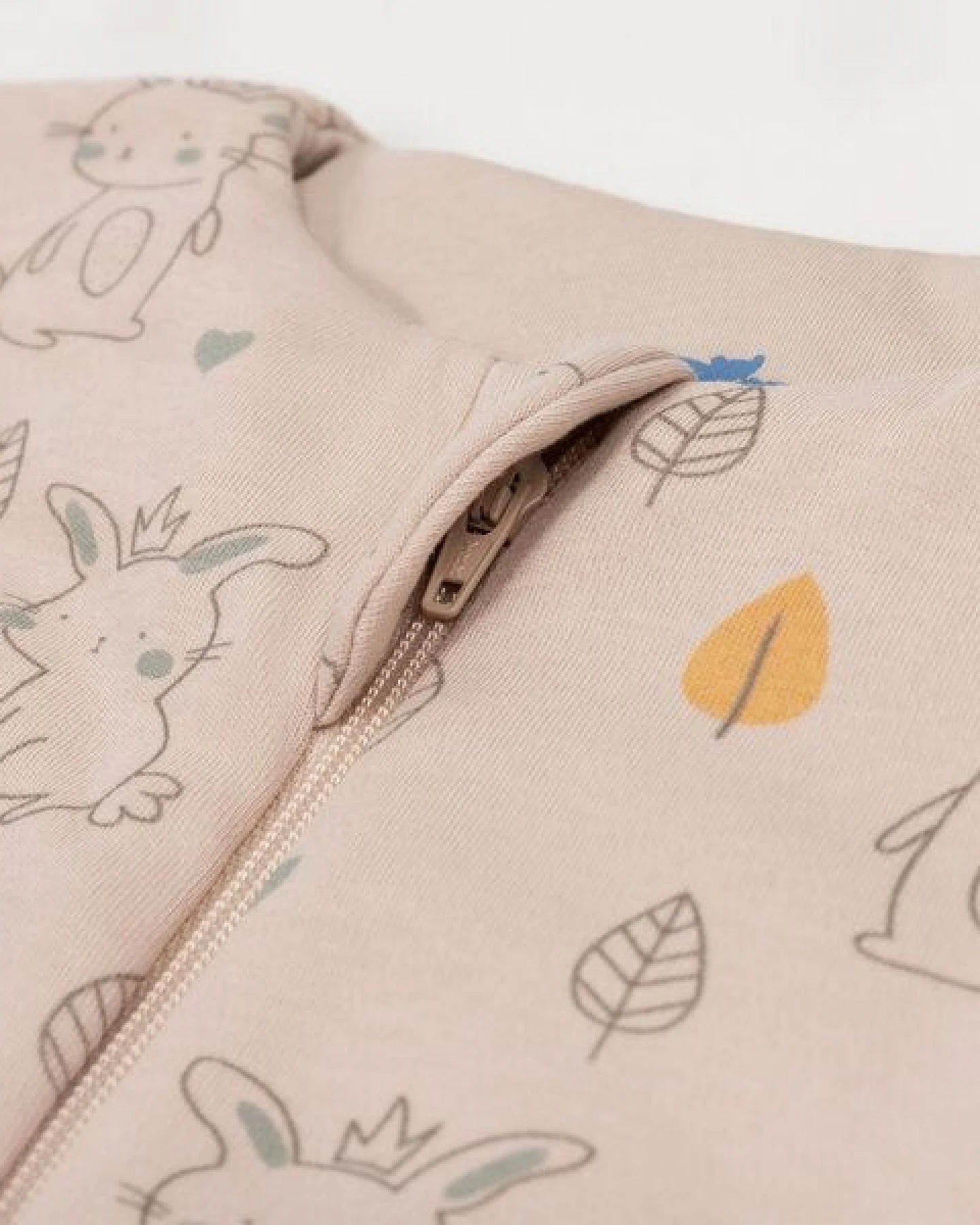 Mababu 1.5 TOG Ganzjahres Baby Schlafsack mit Füßen & abnehmbaren Ärmeln – Ansicht 4
