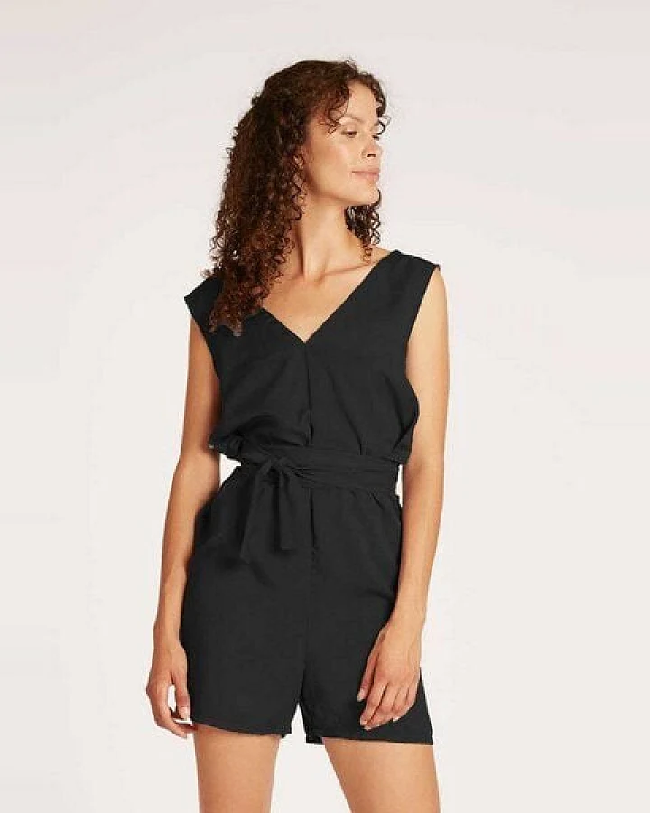 WiDDA berlin Schwarzer Jumpsuit ENIBI aus TENCEL®