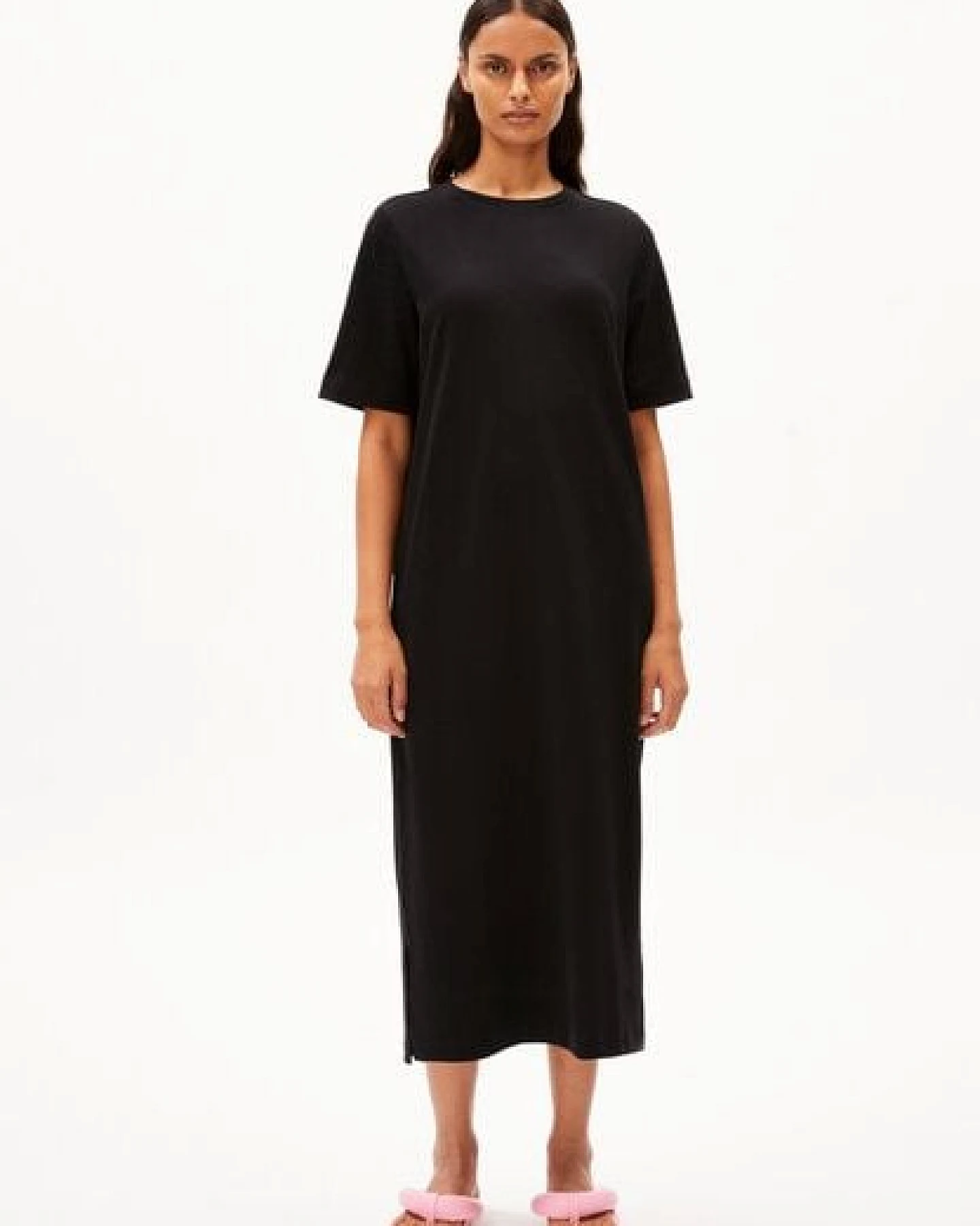 ARMEDANGELS XELINAA JERSEY Damen Heavyweight Jerseykleid aus recyceltem Baumwoll Mix – Ansicht 4