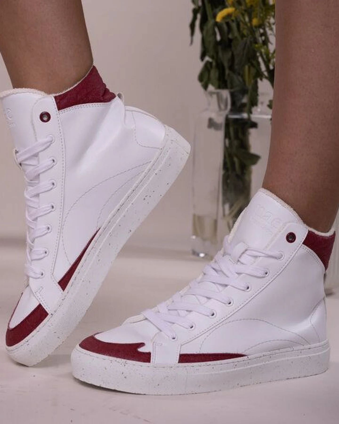 Nae Vegan Shoes NAE - London High Top Sneaker aus AppleSkin und Piñatex – Ansicht 4