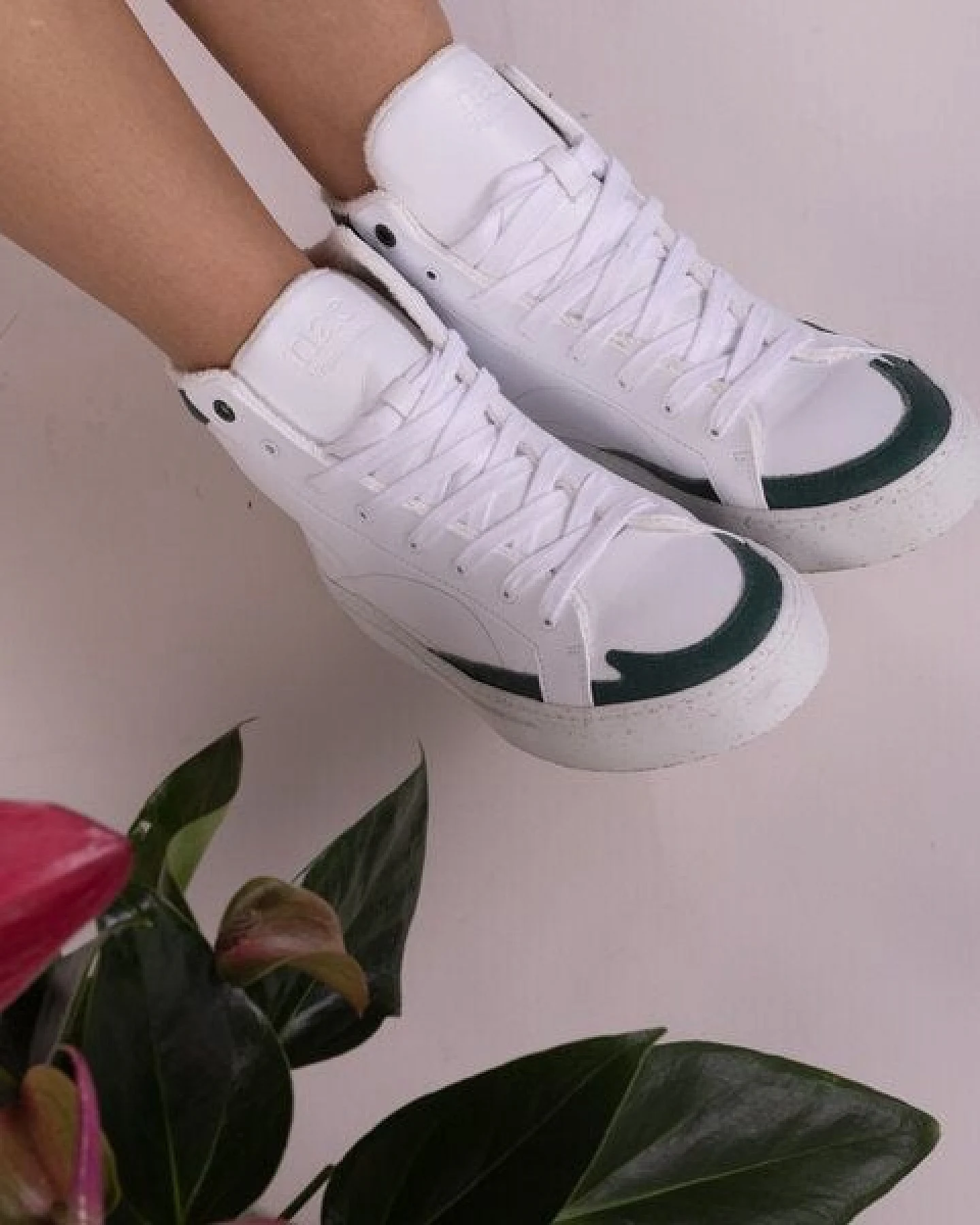 Nae Vegan Shoes NAE - London High Top Sneaker aus AppleSkin und Piñatex – Ansicht 4