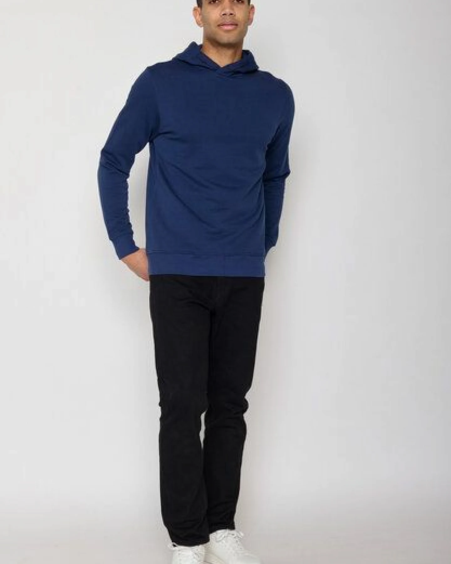 GREENBOMB Basic Star - Kuschliger Hoodie aus Bio-Baumwolle / GOTS / Fair & Vegan – Ansicht 4
