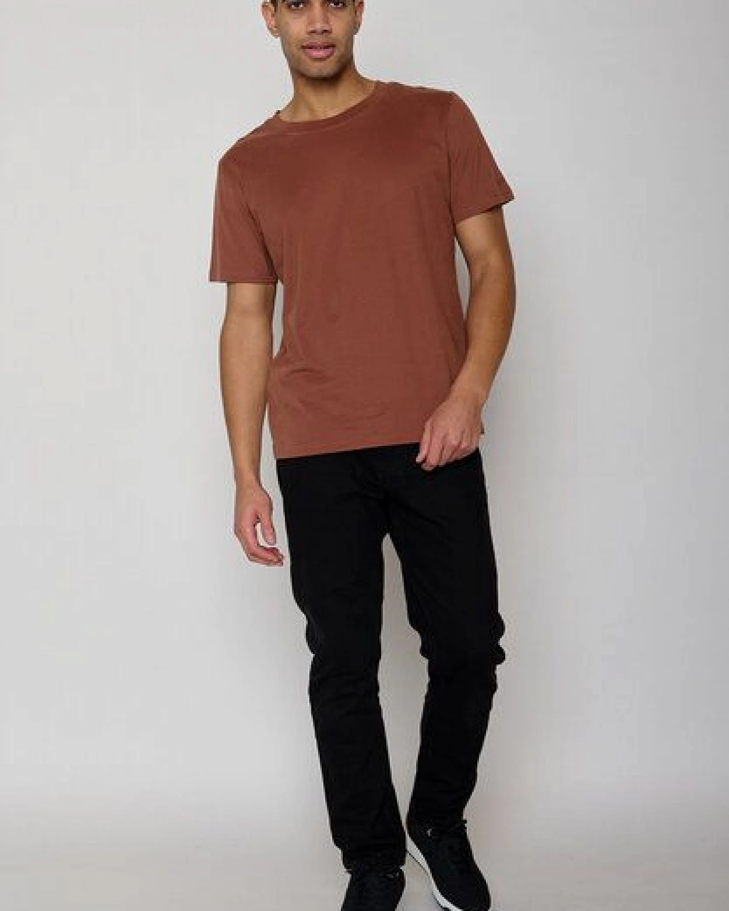 GREENBOMB Basic Fusion - Lässiges Oversize-T-Shirt aus Bio-Baumwolle / GOTS / Fair & Vegan – Ansicht 3