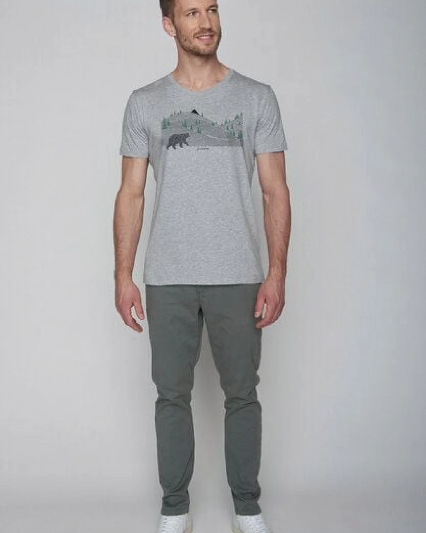 GREENBOMB Animal Bearland Guide - Sportliches T-Shirt aus Bio-Baumwolle / hochwertiger Print / GOTS / Fair & Vegan – Ansicht 3
