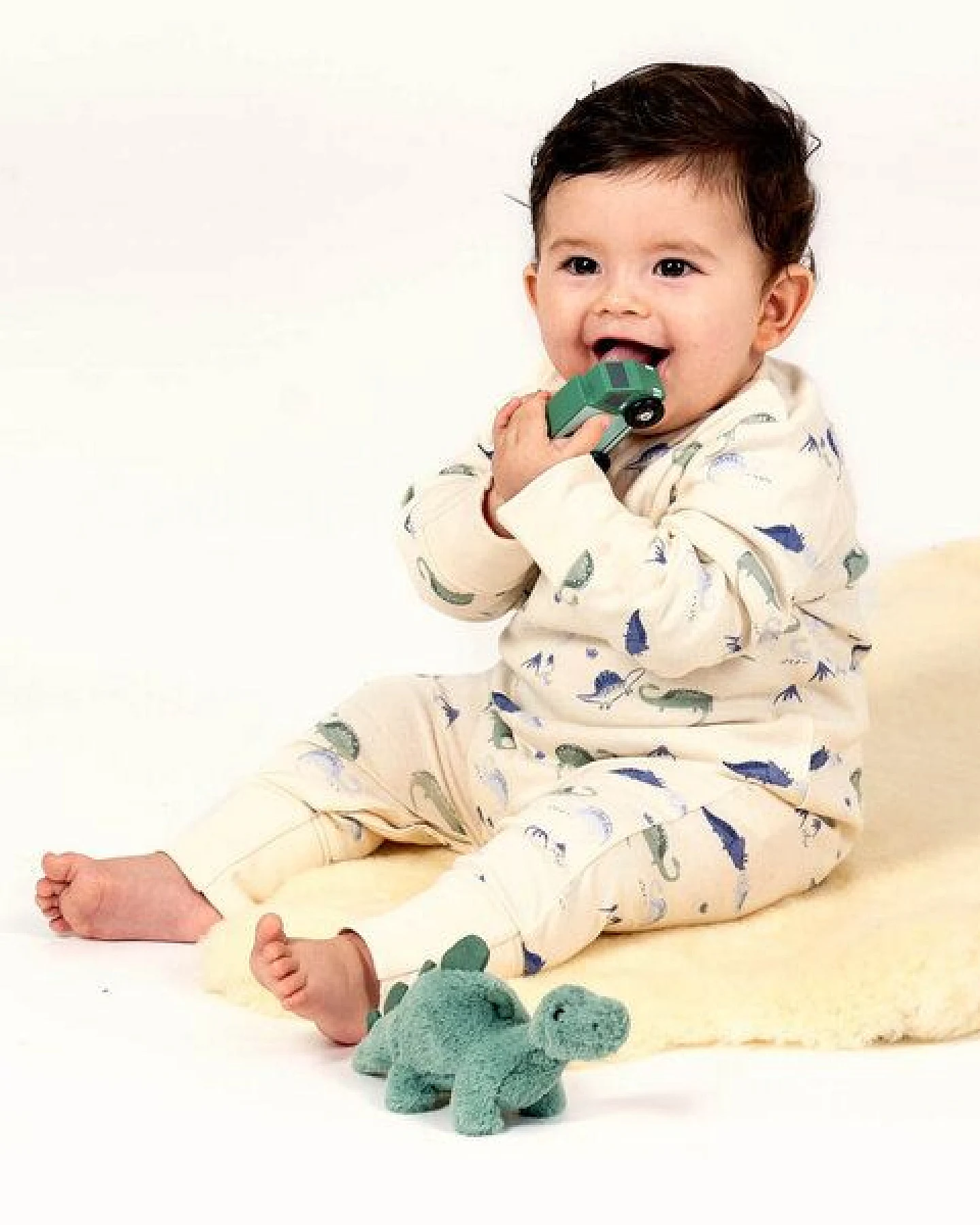 Sense Organics & friends in cooperation with GARY MASH Babystrampler ivory aus Biobaumwolle – Ansicht 2