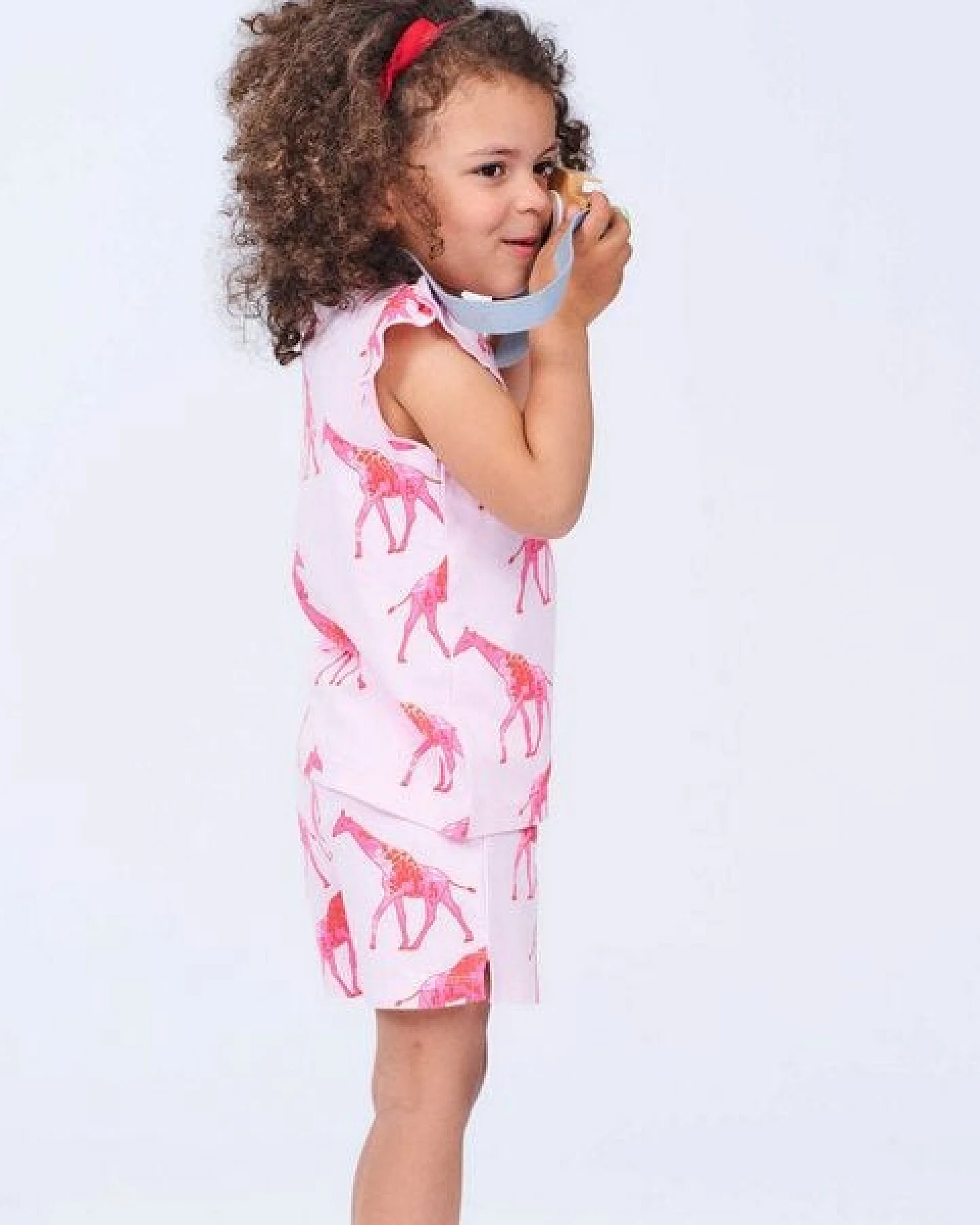 Sense Organics & friends in cooperation with GARY MASH Kurzer Kinder Pyjama aus Biobaumwolle – Ansicht 4