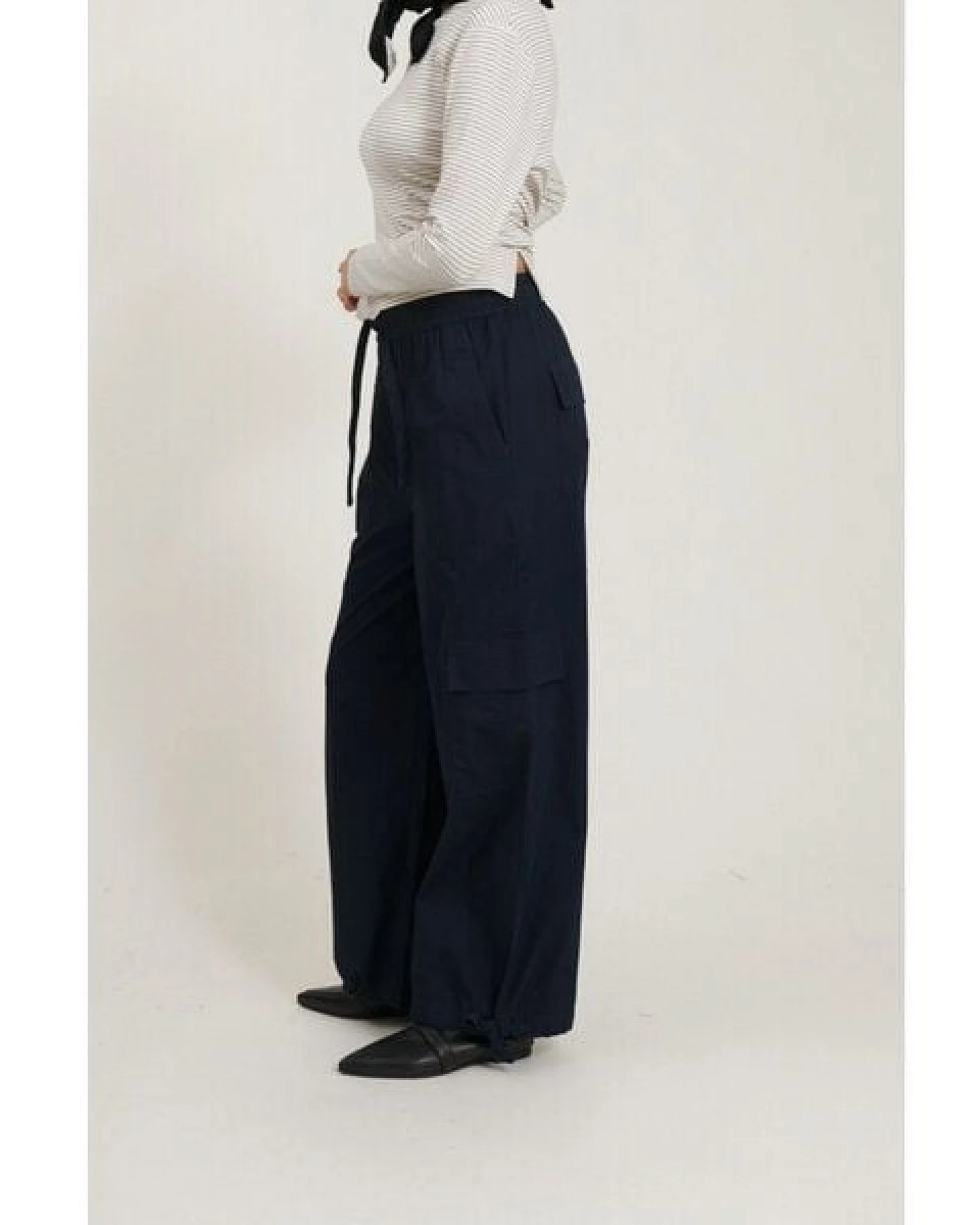 Basic Apparel Cargohose TILDE Loose aus Bio-Baumwolle – Ansicht 3