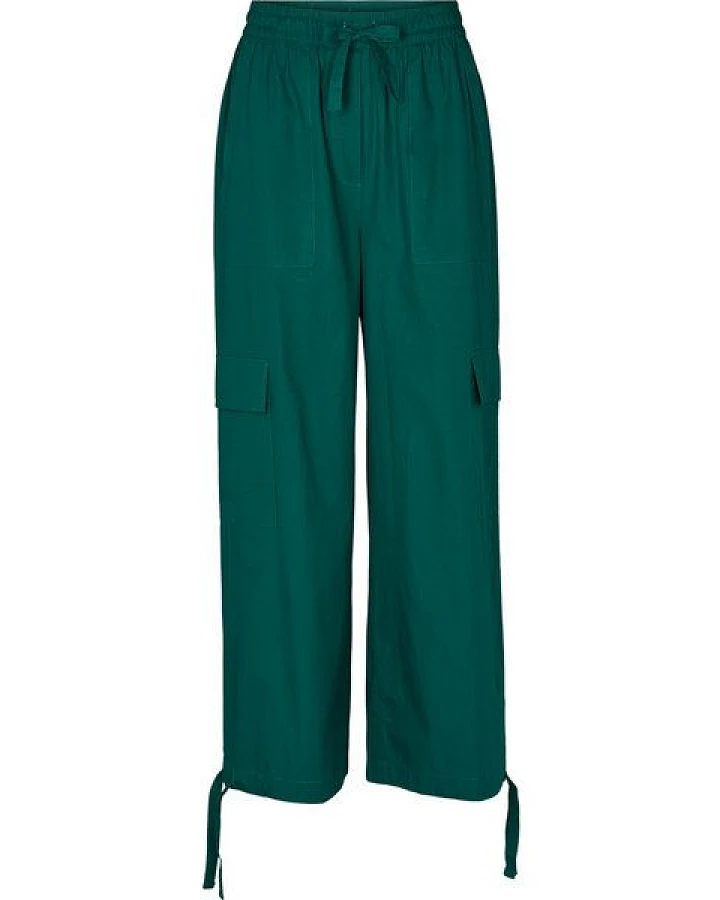 Basic Apparel Cargohose TILDE Loose aus Bio-Baumwolle