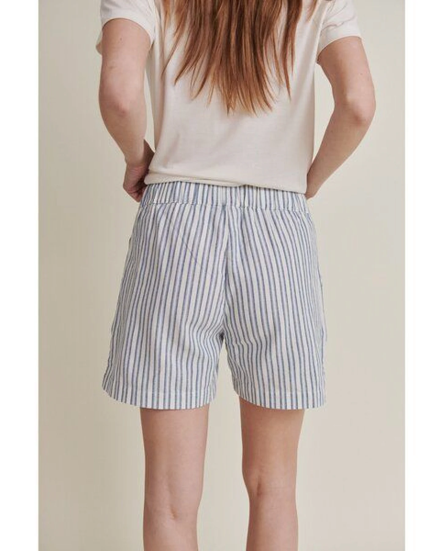 Basic Apparel Gestreifte Shorts TRUDIE aus Bio-Baumwolle – Ansicht 3