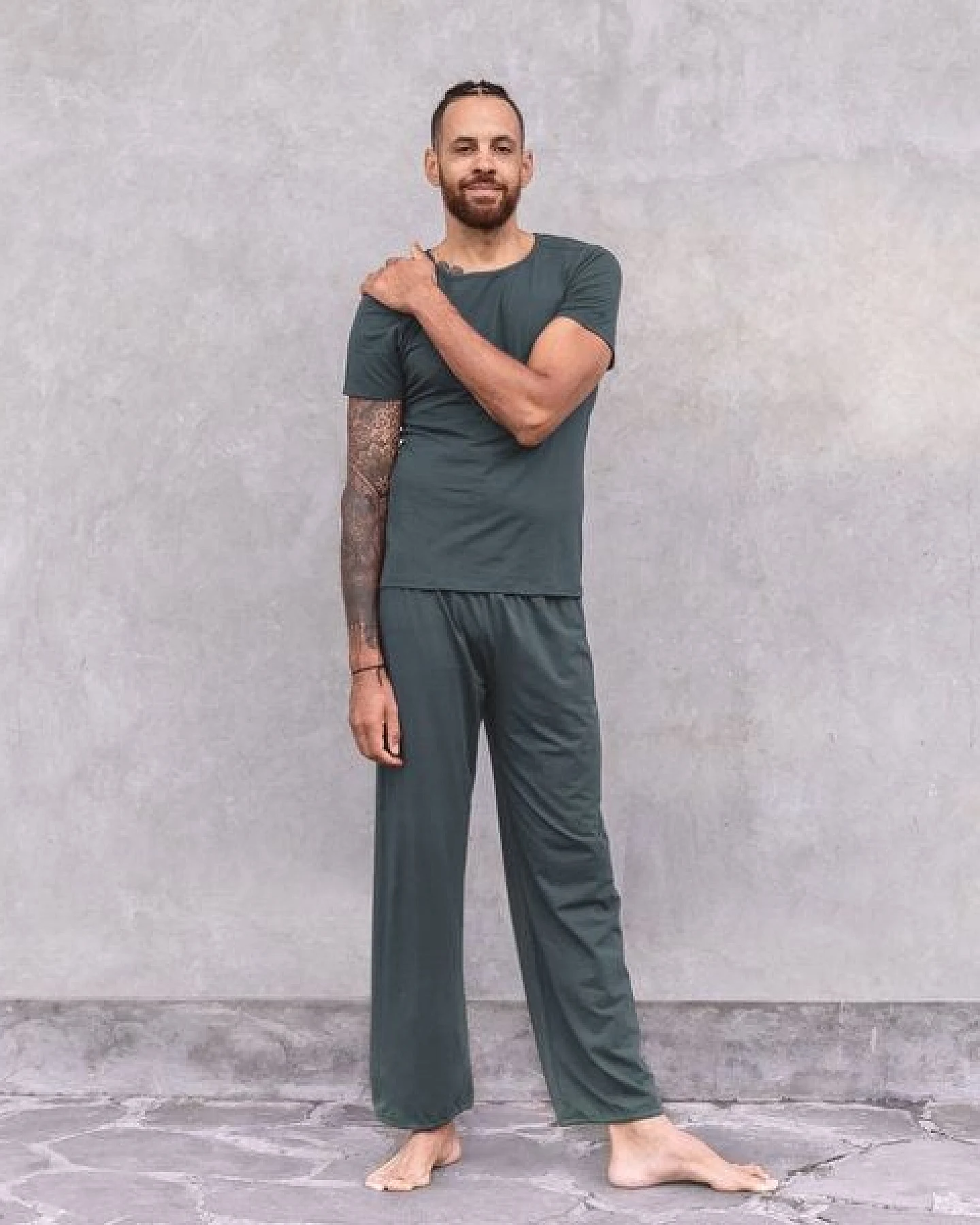 Jaya ROCKY UNI - Männer - körpernahes T-Shirt für Yoga aus Biobaumwolle – Ansicht 2