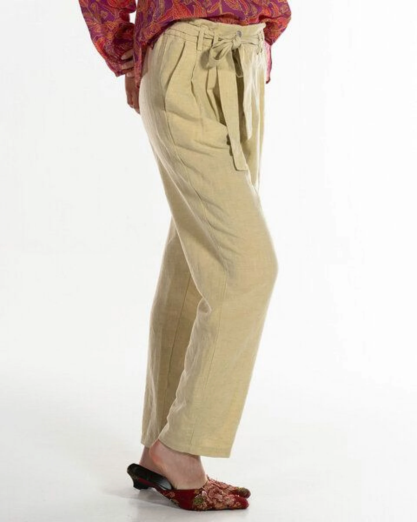 Alma & Lovis Knöchellange Paperbag-Hose aus Tencel und Leinen – Ansicht 3
