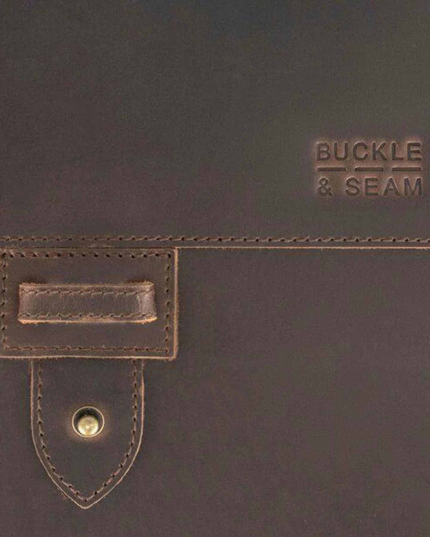Buckle & Seam Leder Laptop Sleeve Aspen 15 Zoll – Ansicht 4