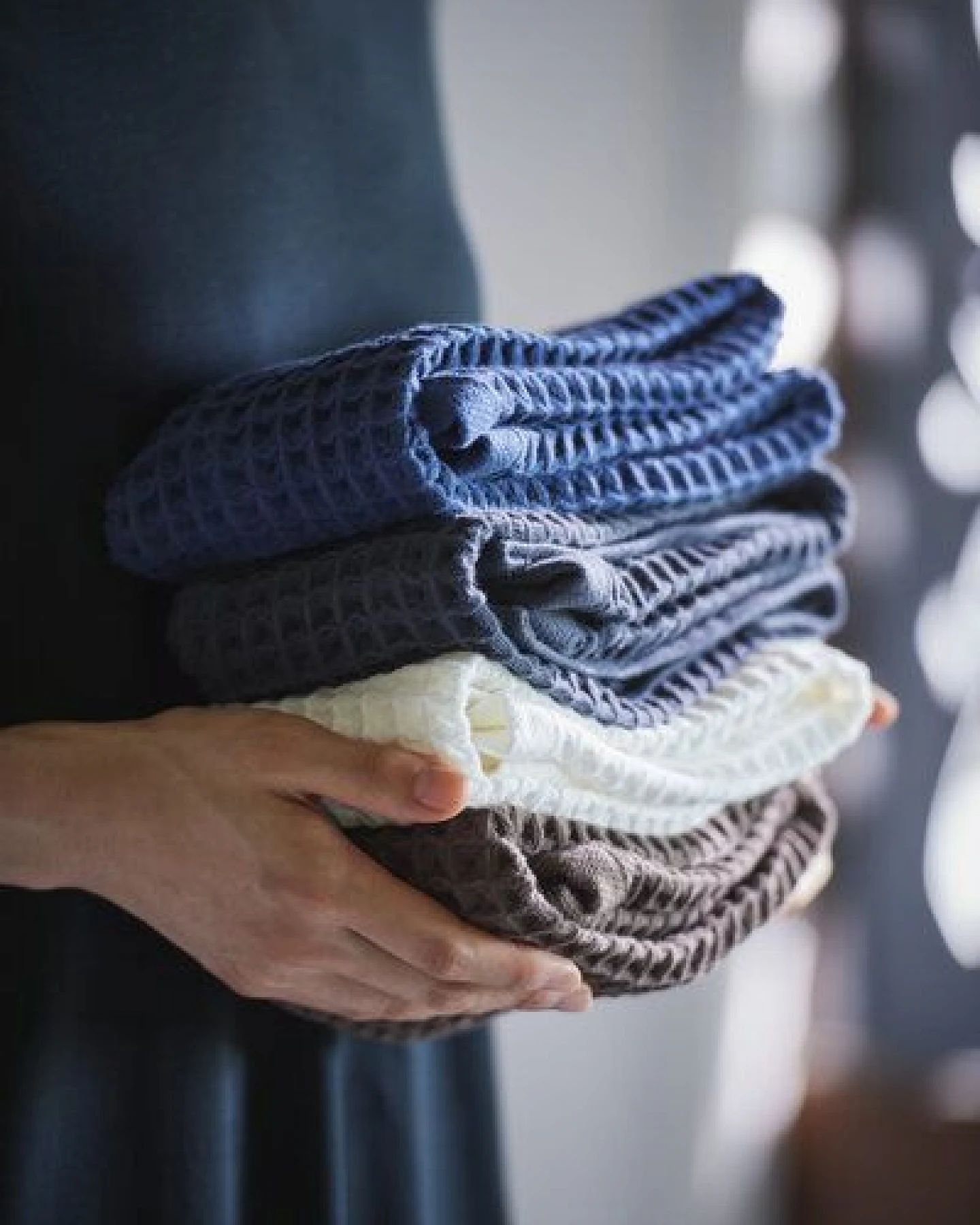 thies 1856 ® veganes Washi Matou Waffel Handtuch aus Recycelter Baumwolle und Hanfpapier – Ansicht 3