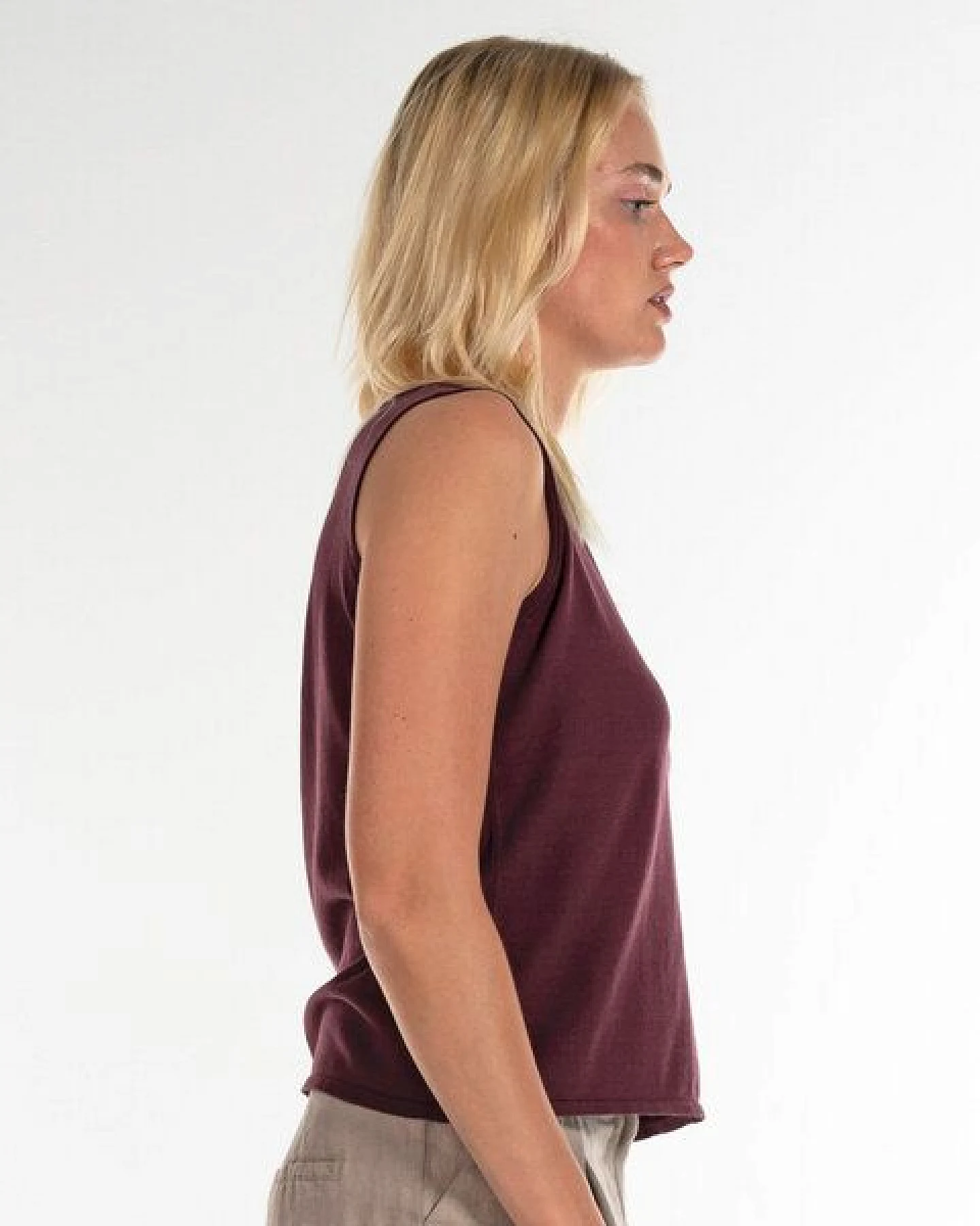Alma & Lovis Leichtes Feinstrick-Top aus reiner Bio-Baumwolle – Ansicht 2