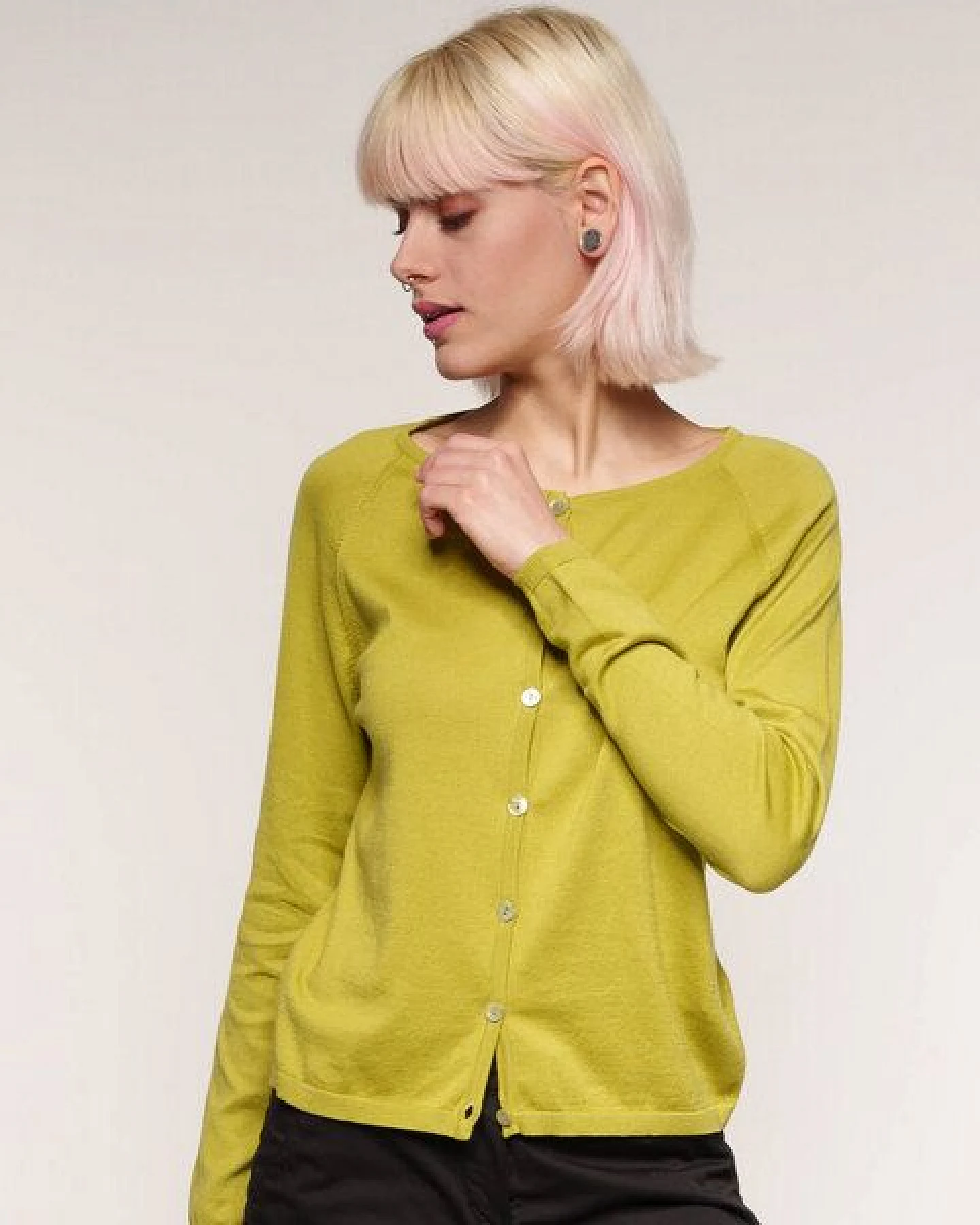 Alma & Lovis Leichter Feinstrick-Cardigan aus reiner Bio-Baumwolle – Ansicht 3