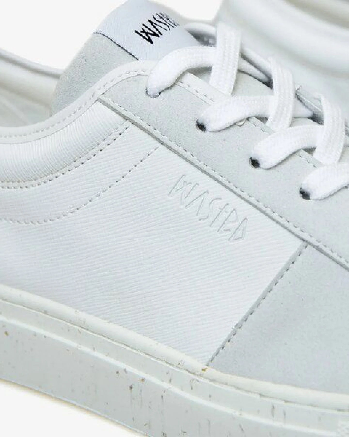 WASTED SHOES verganer Sneaker "Encinitas" weiß hell grau mit Apfelleder – Ansicht 2