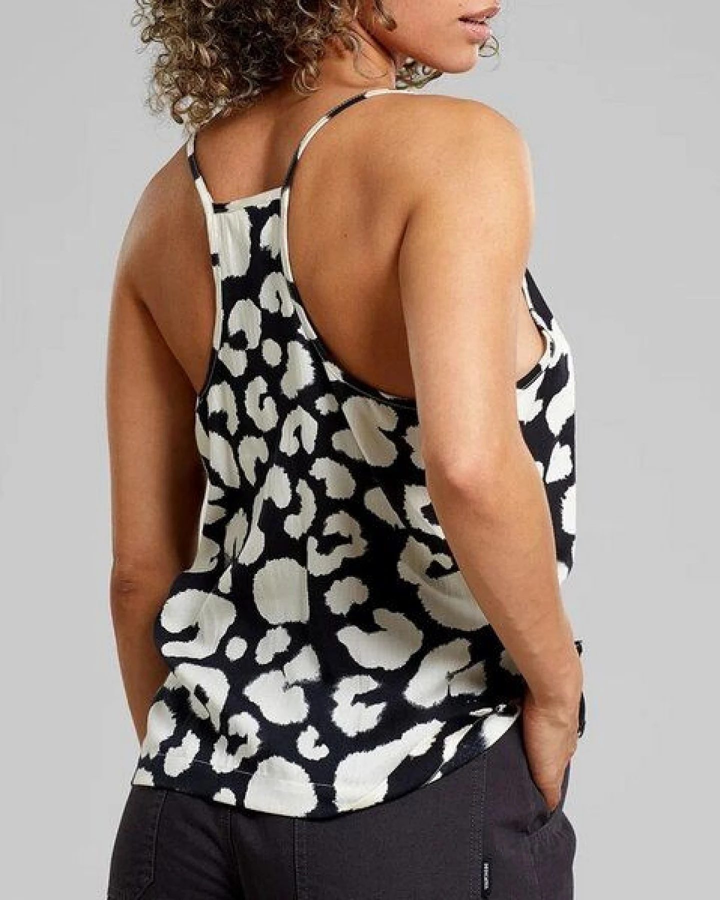 DEDICATED Top Hoby Painted Leopard - Black – Ansicht 2