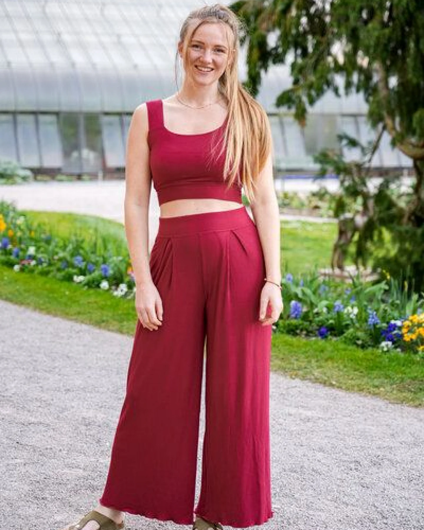 Vivien Joy Farrah Basic Crop Top – Ansicht 2