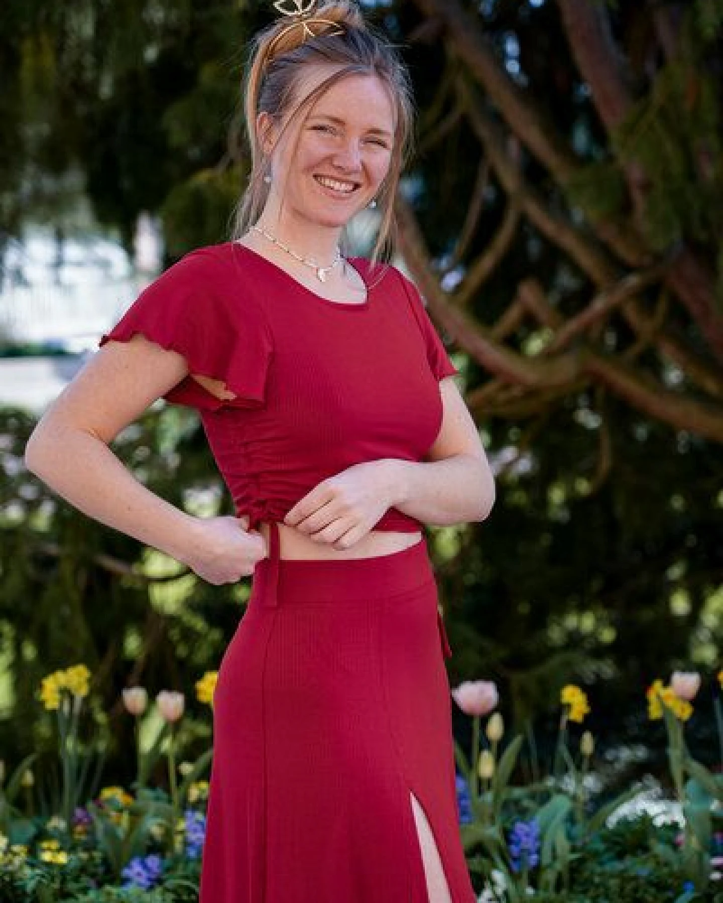 Vivien Joy Farrah Crop T-shirt mit Schmetterlingsärmel – Ansicht 2