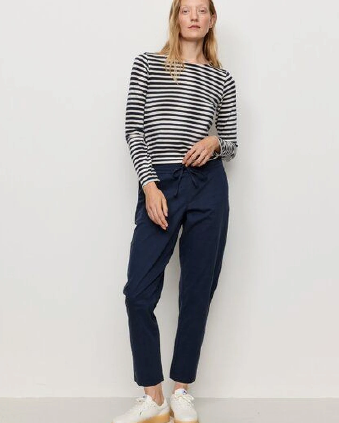 Damen Jogg Chino aus Bio-Baumwoll Mix - KALE - recolution – Ansicht 2