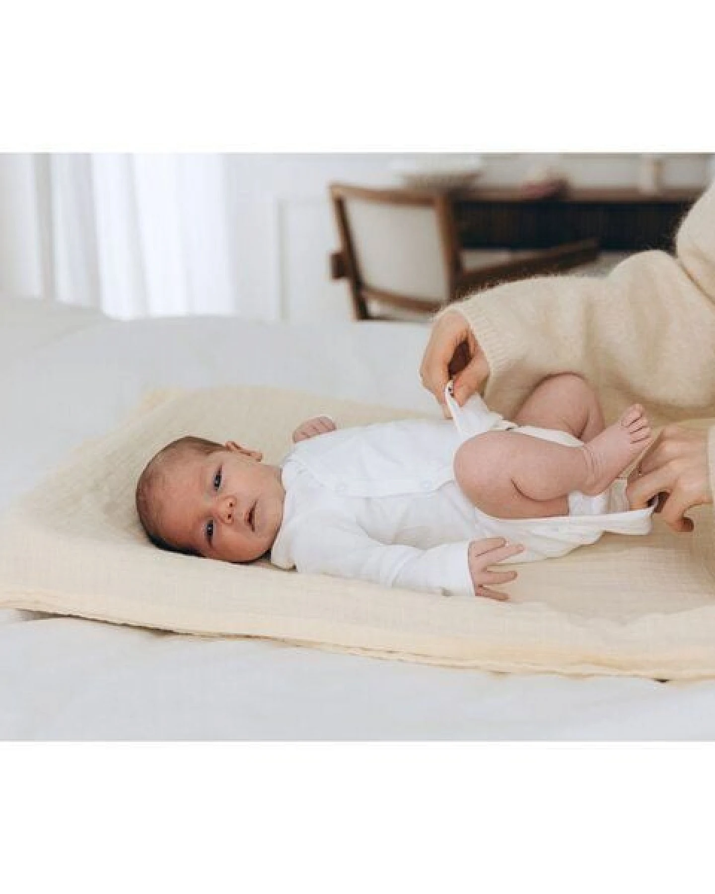 furora BABY Baby Spucktücher Mulltücher Sets (Bio-Musselin: super soft) 80x80cm/ 25x25cm – Ansicht 4