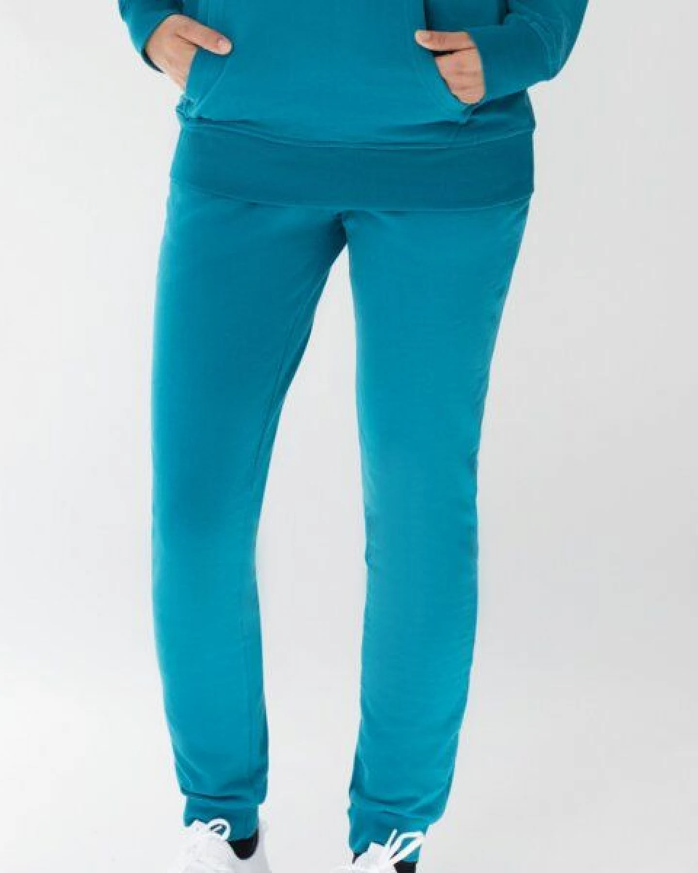 TAO Sportswear Warme Damen Jogginghose ELFI aus Bio-Baumwolle – Ansicht 2