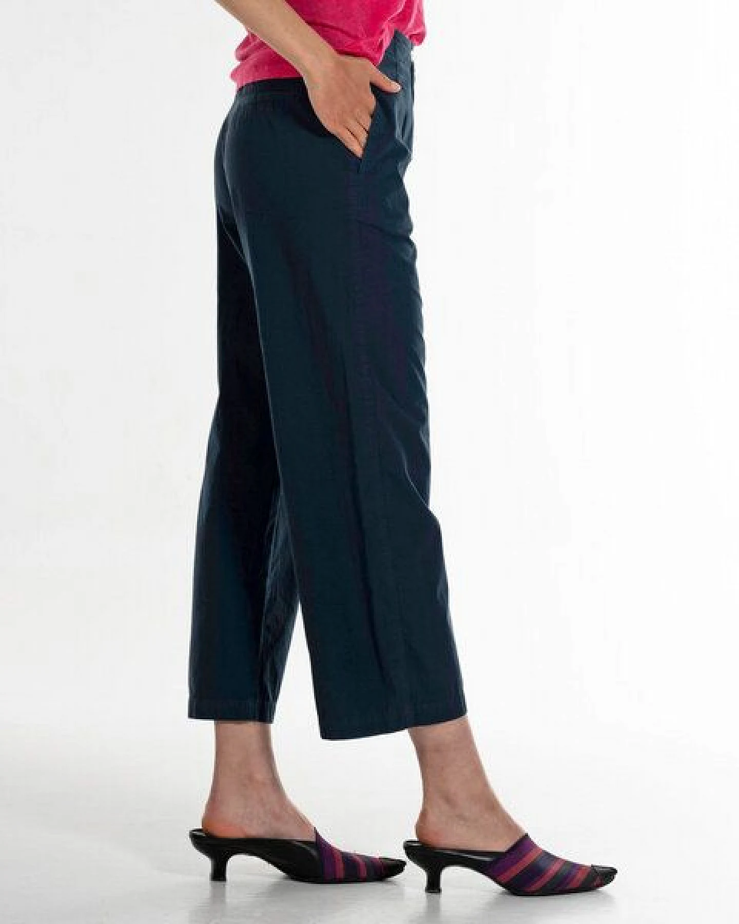 Alma & Lovis 7/8 Chino Sommerhose aus reiner Bio-Baumwolle – Ansicht 3