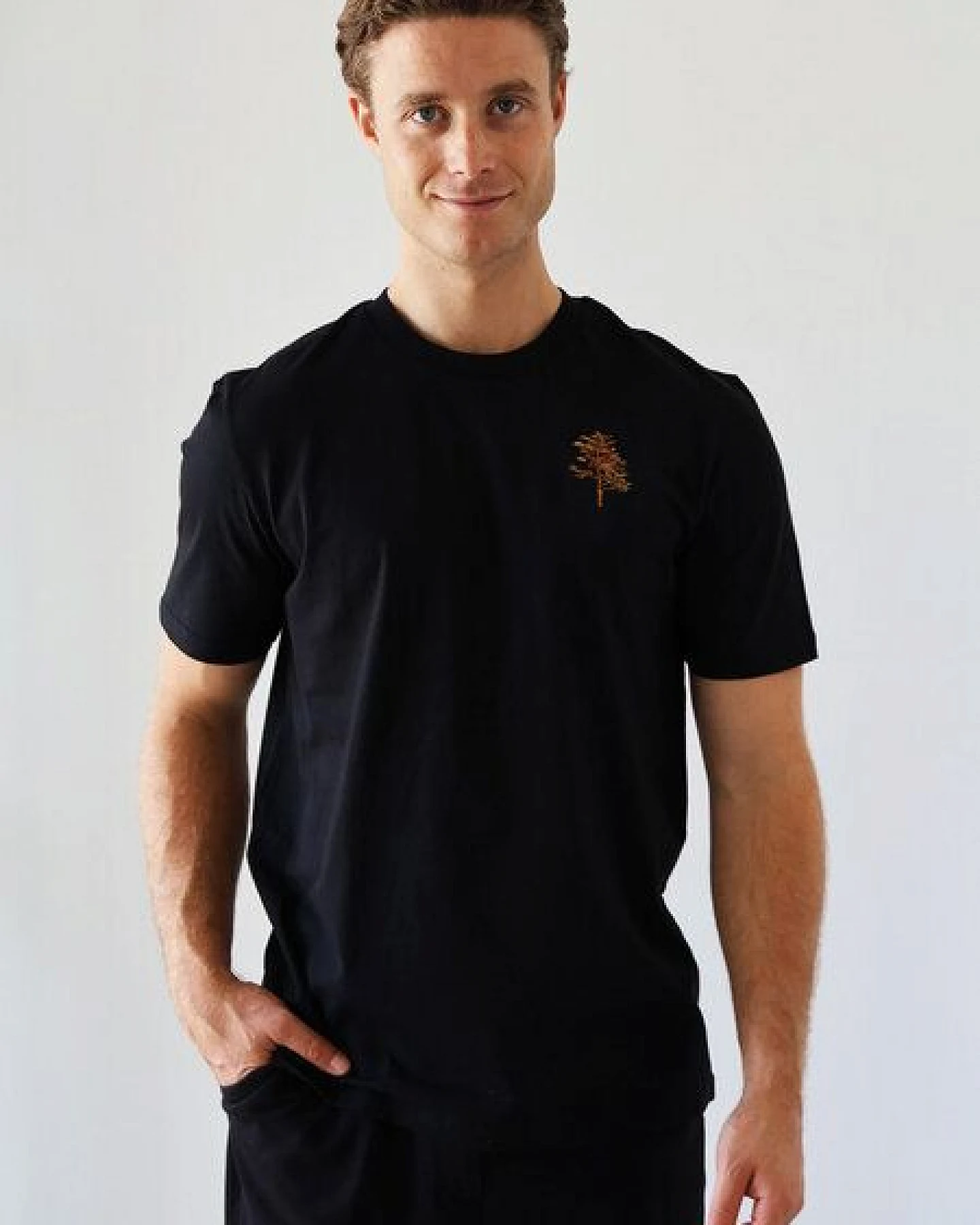 Kultgut Biofair- Artdesign Klassik Shirt / Little Tree in Woodoptik – Ansicht 2