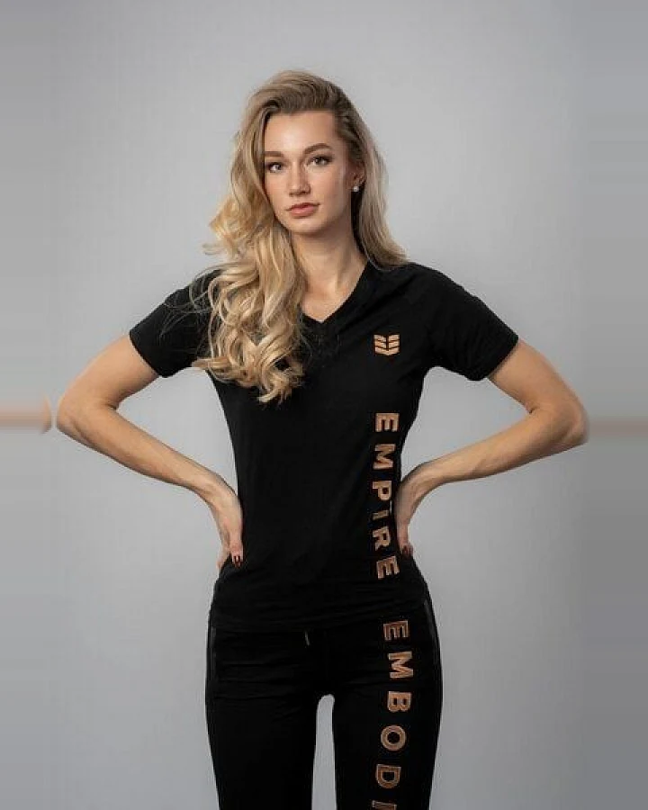 Empire Embodied Sportswear T-Shirt Bio-Baumwolle Shirt kurzarm mit aufwändig gesticktem Logo