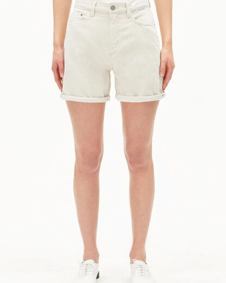 ARMEDANGELS SHEAARI Damen Jeans Shorts aus recycelter Baumwolle