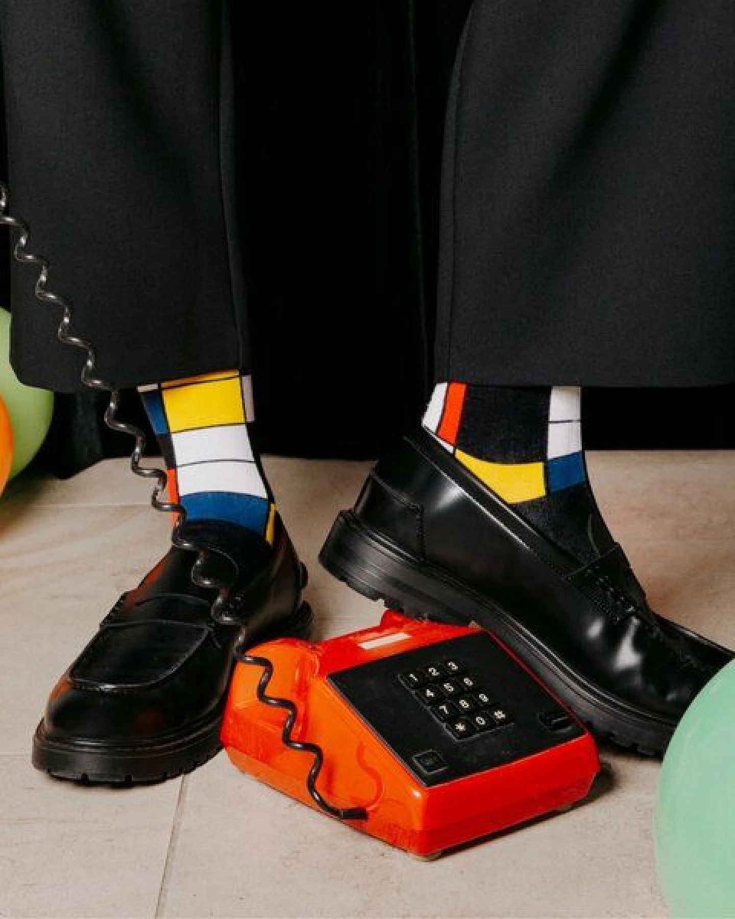 KUNSTSOKKEN Kunst Socken - Nahtlose Bunte Socken aus Bio-Baumwolle Mix - weihnachtsgeschenke für Künstler - Lustige Socken Geschenk – Ansicht 3