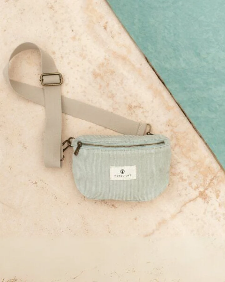 NORDLICHT Bauchtasche TOMMA Cord aus Bio-Baumwolle