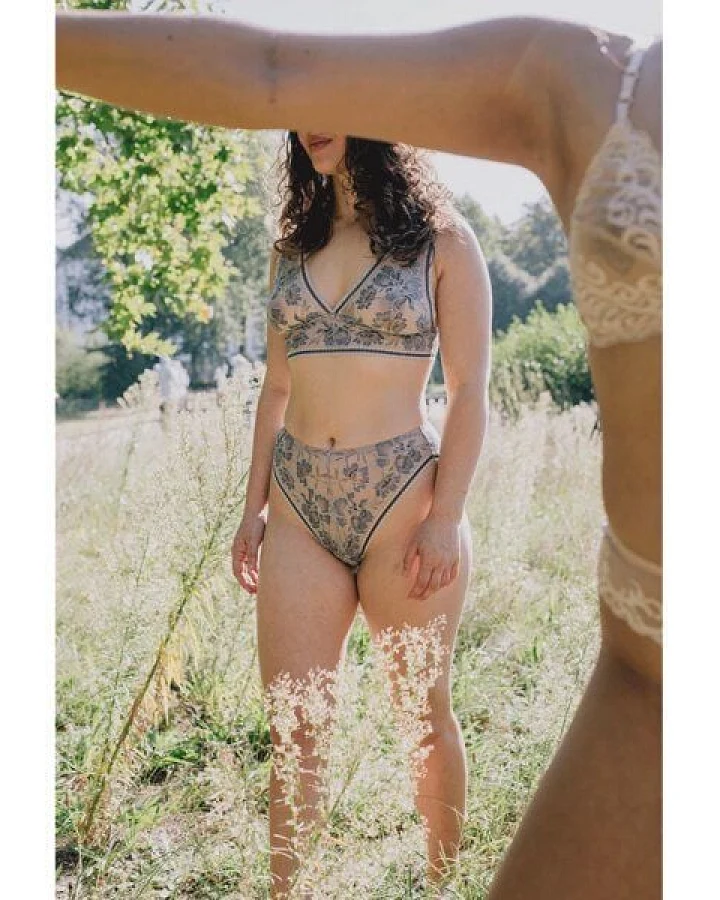 Anekdot Slip Blue Amber