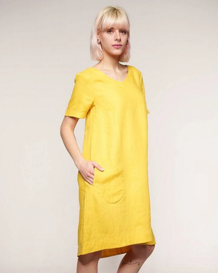 Alma & Lovis Legeres Kleid mit V-Ausschnitt aus reinem Leinen