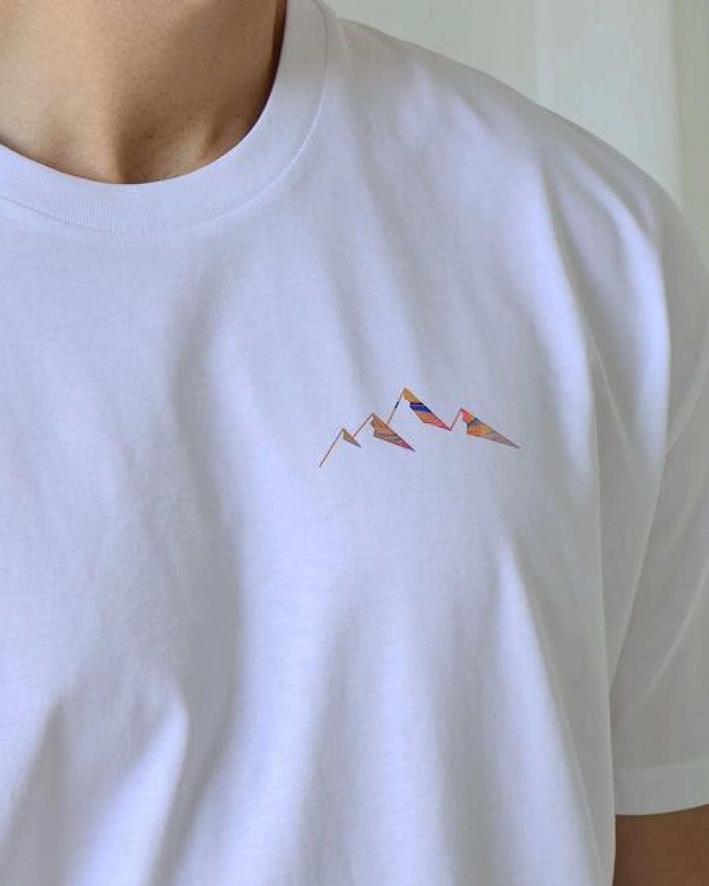 Kultgut Artdesign - Biofair - Klassik Shirt / Little Mountain Landscape – Ansicht 3