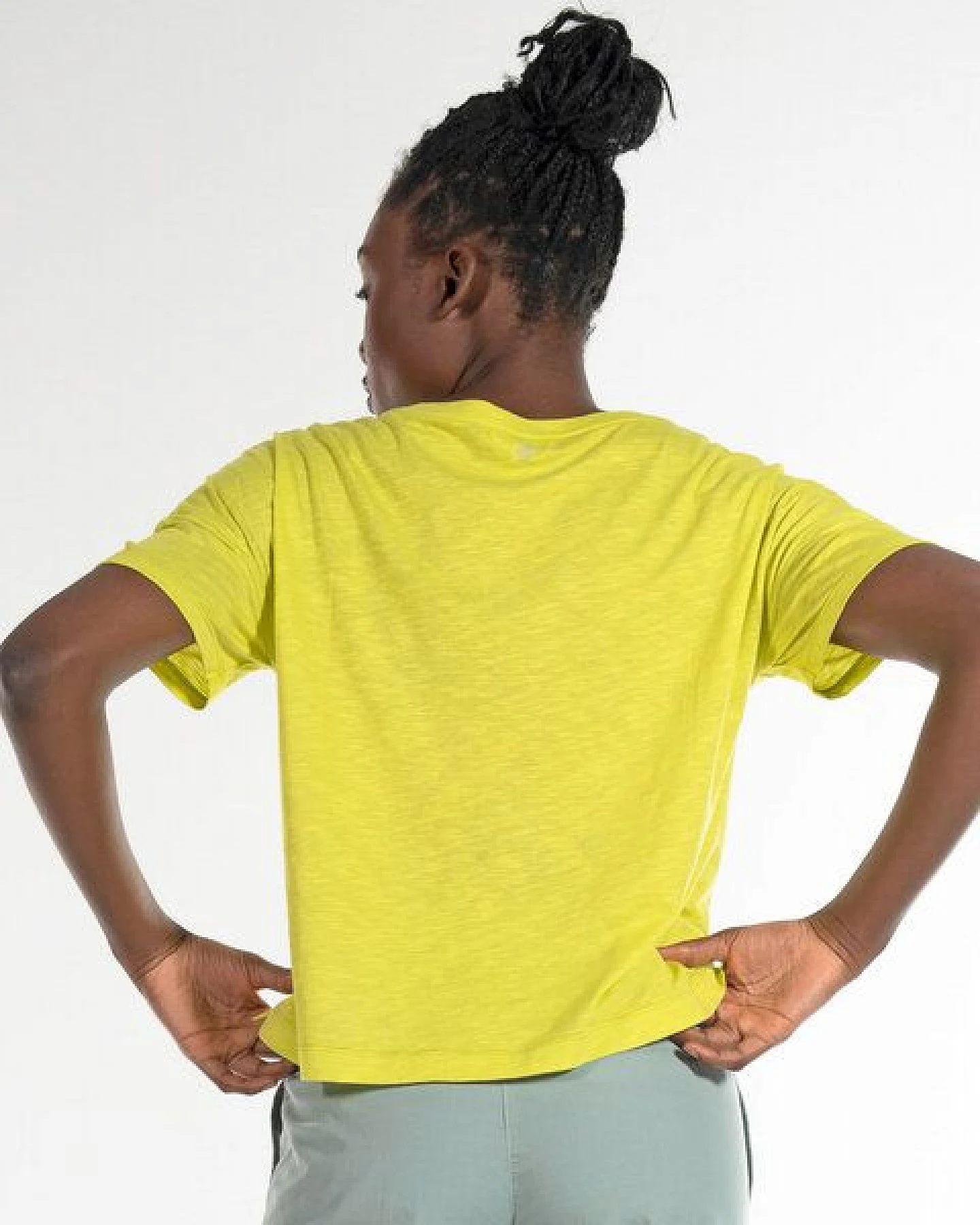 Alma & Lovis Lässiges Shirt aus leichter Bio-Baumwolle / EcoVero – Ansicht 3