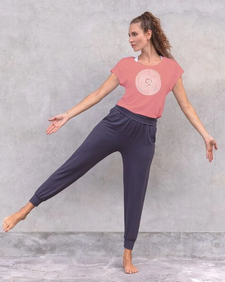 Jaya OM TENCEL - Damen - Yogashirt mit Om-Spiral-Frontprint aus Tencel-Baumwoll-Mix