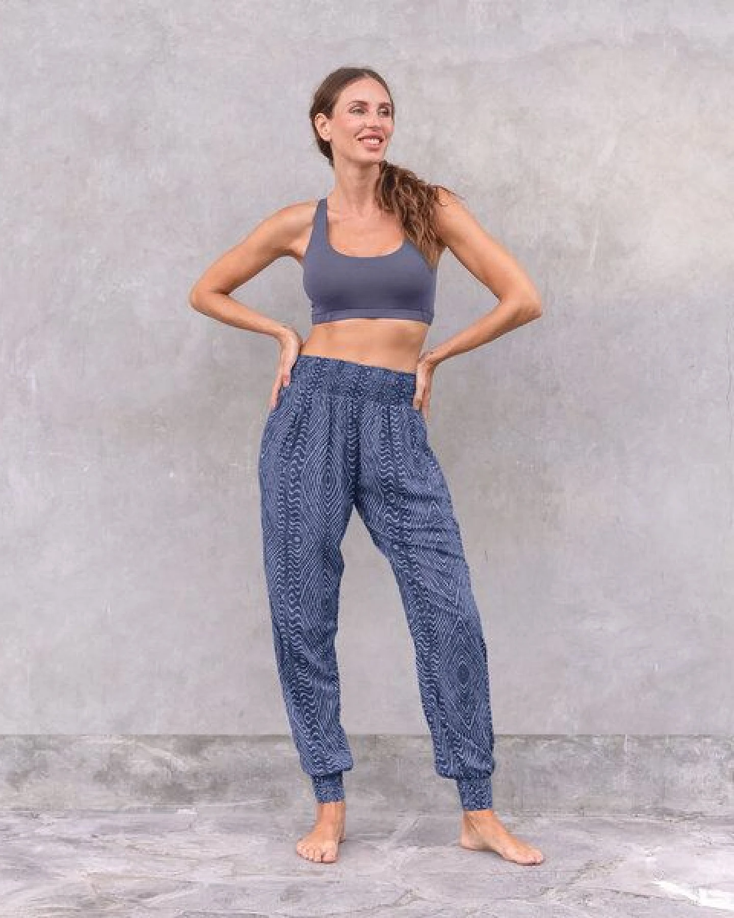 Jaya ANANDA ZUMBA - Damen - locker-leichte Sommerhose für Yoga und Freizeit – Ansicht 2