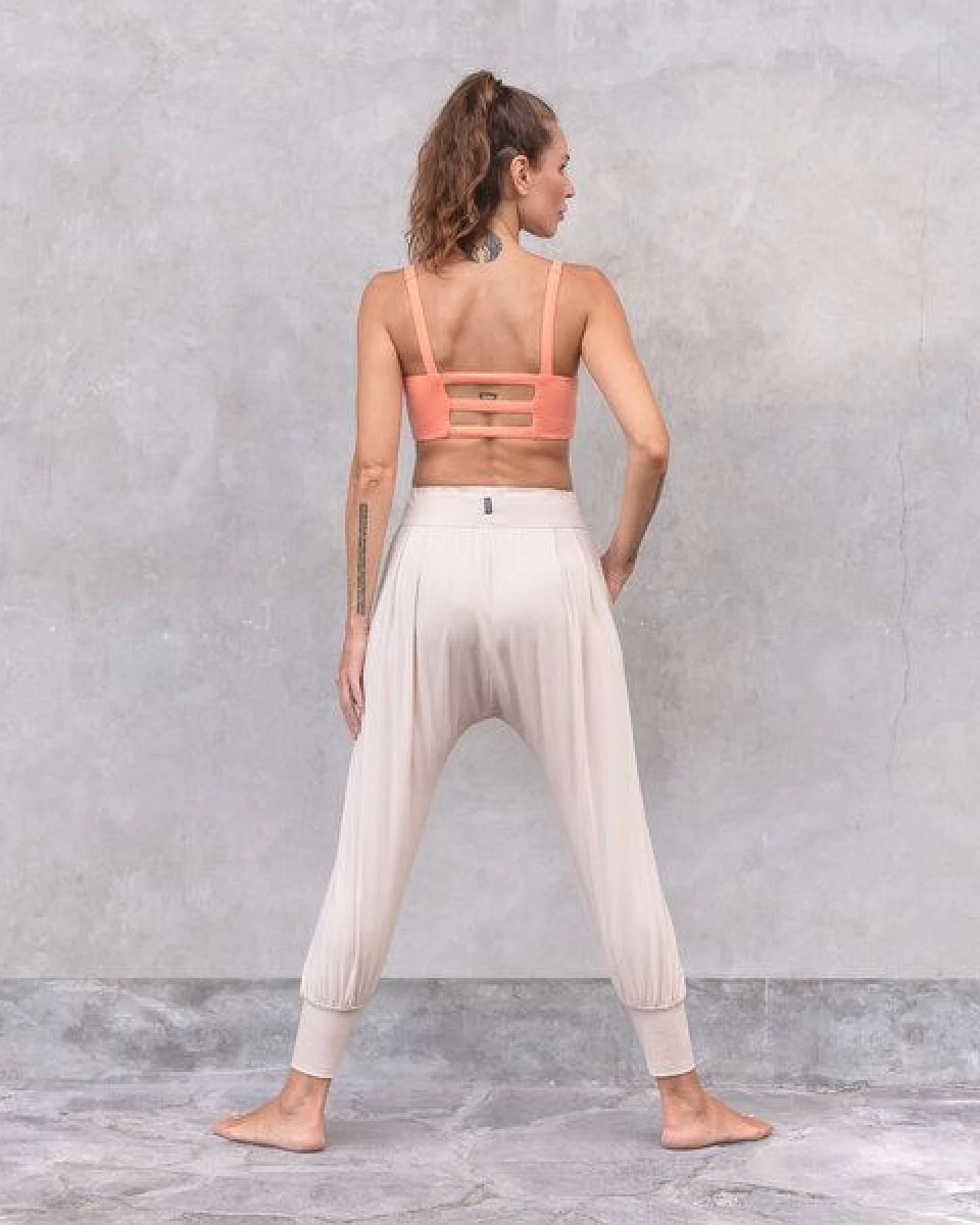 Jaya MEGAN - Hose im Sarouel-Stil, Taschen, tiefer Schnitt, weich fließender Stoff aus Tencel/Biobaumwolle – Ansicht 3