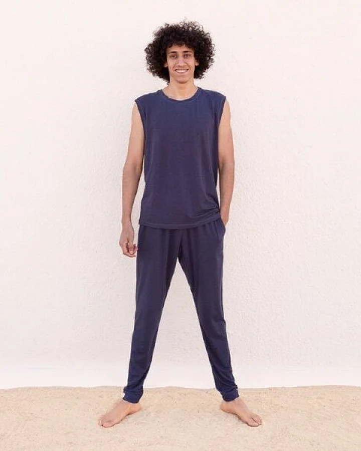 Jaya TOMMY - Herren - Atmungsaktives Tank Top aus softer, elastischer Tencel-Biobaumwoll-Mix, Yoga, Workout and andere Bewegungskünste