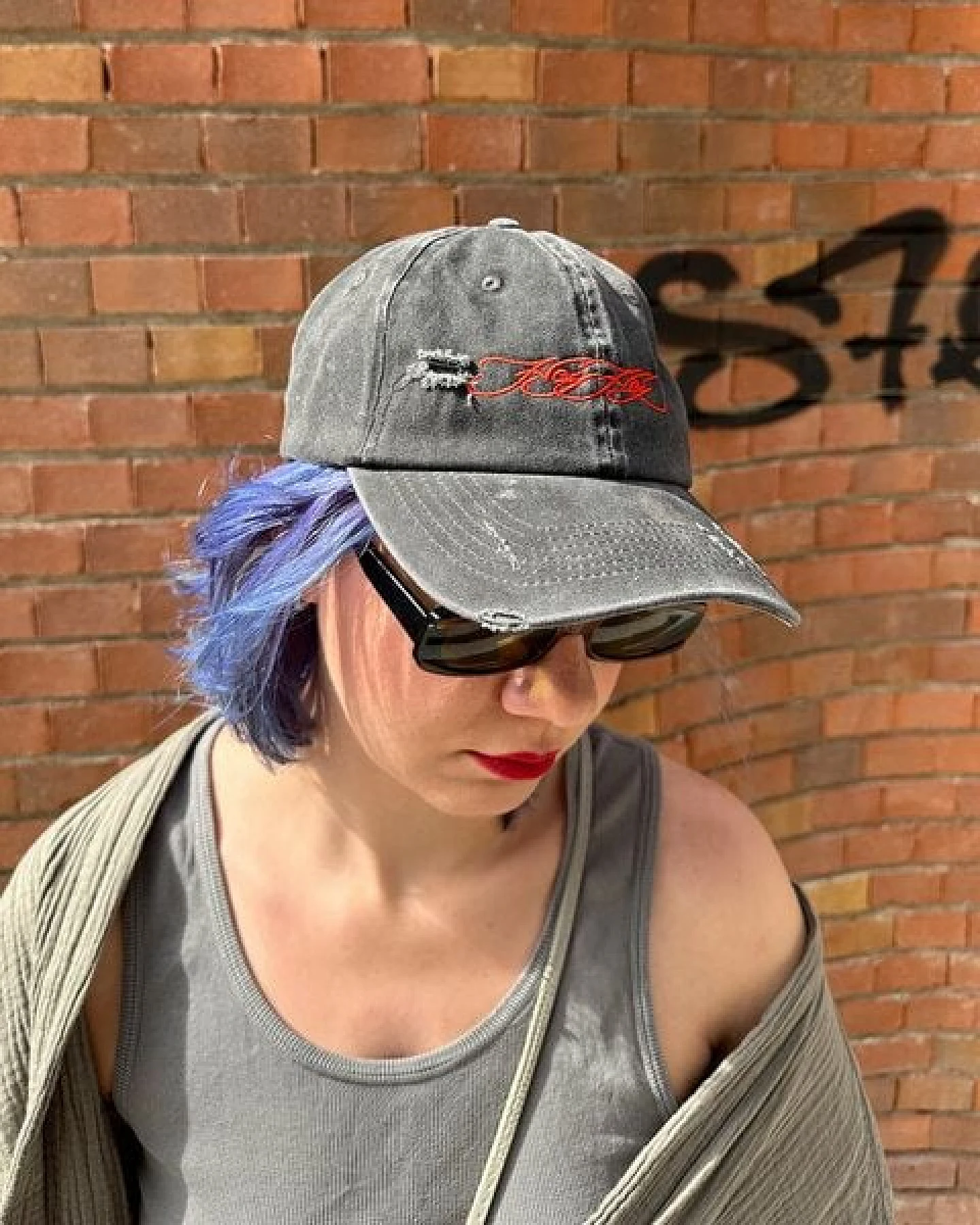 hey hey Studios - Script Cap – Throwback Style. Future Fit. – Ansicht 3
