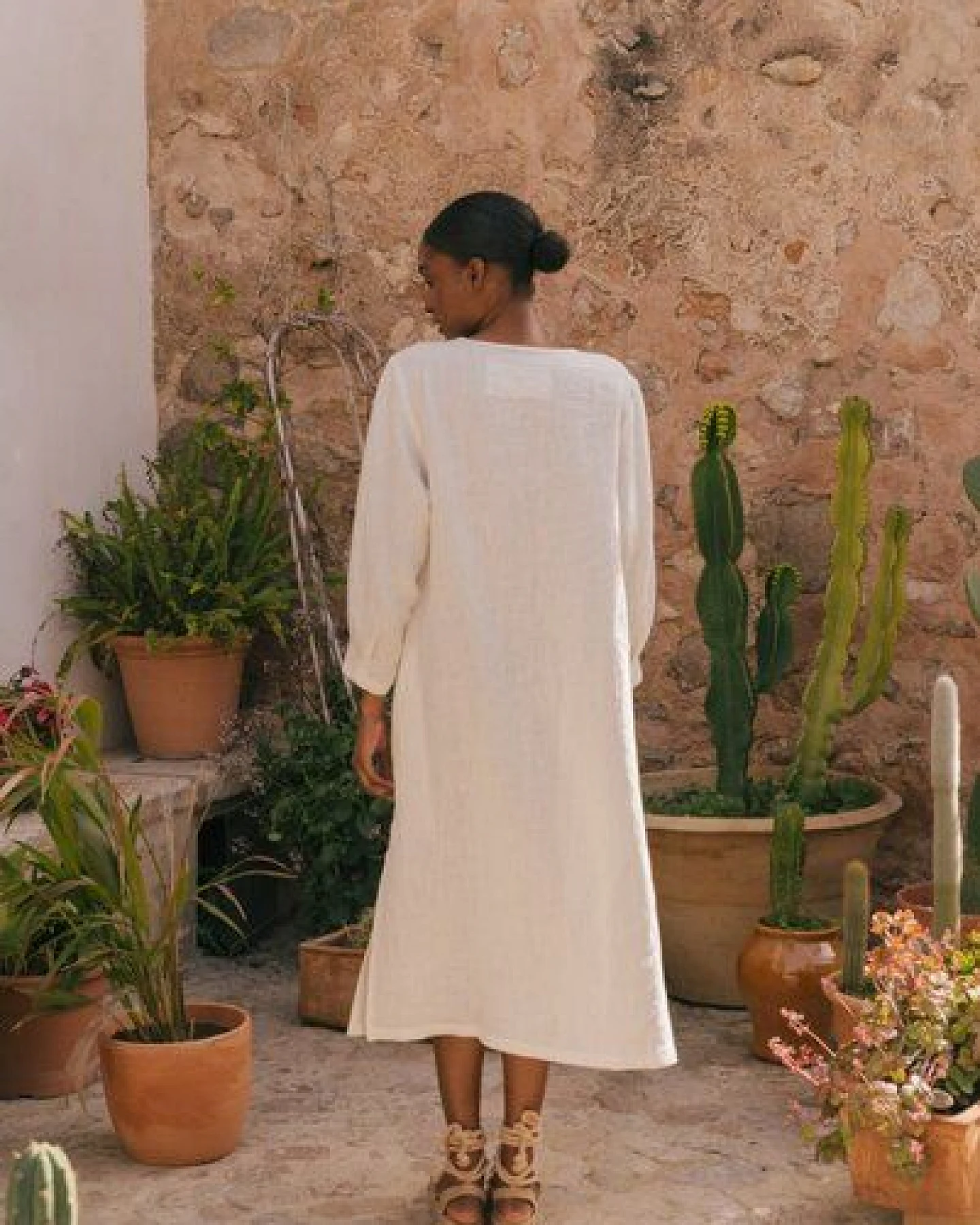 AmourLinen Langes Leinenkleid Amalia – Ansicht 2