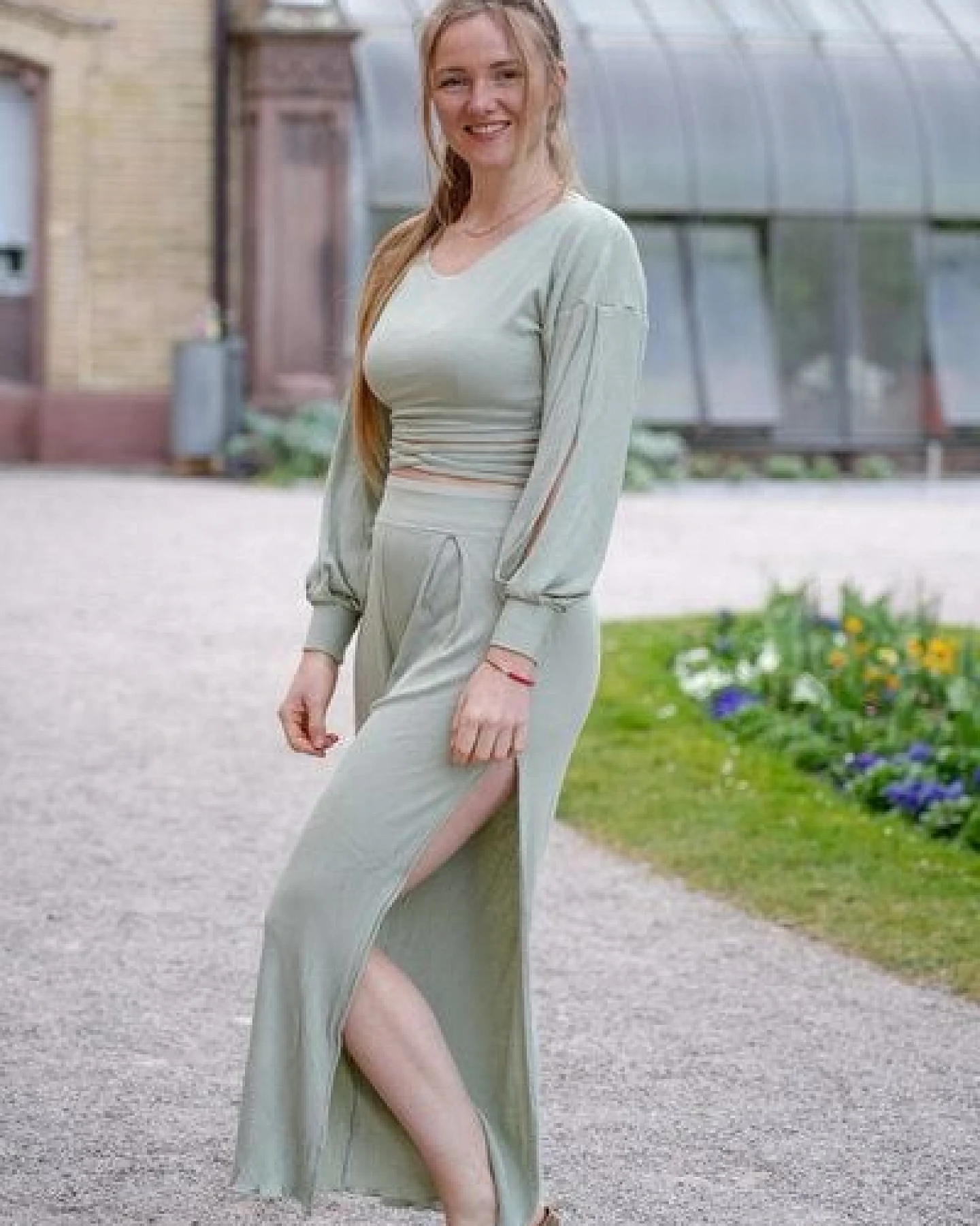Vivien Joy High Waist Hose mit Schlitz - Farrah Comfy Pants mit Schlitz – Ansicht 4